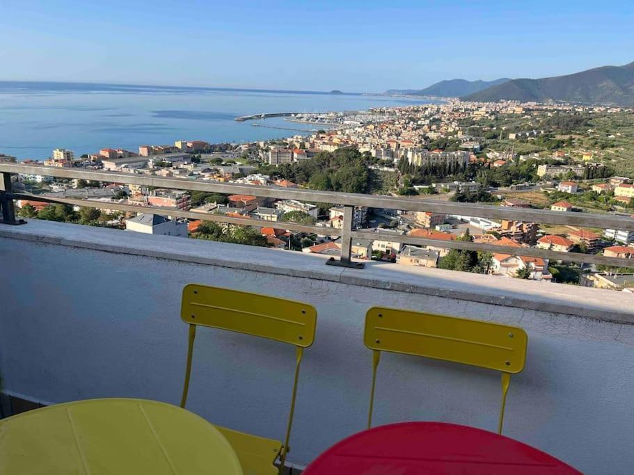 Appartement Vue Sur Mer Pietra Ligure Zewnętrze zdjęcie